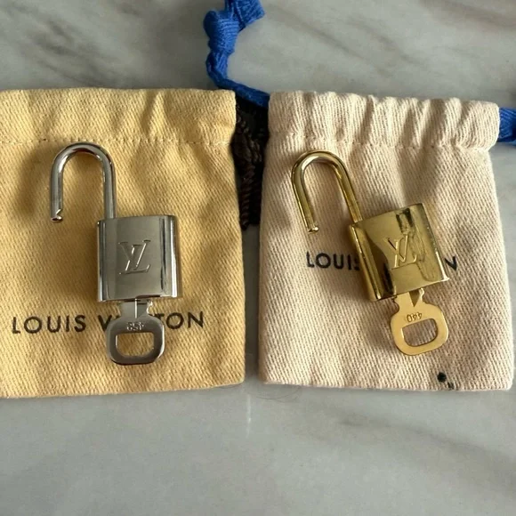 Louis Vuitton Silver Padlock - Picture 10 of 13